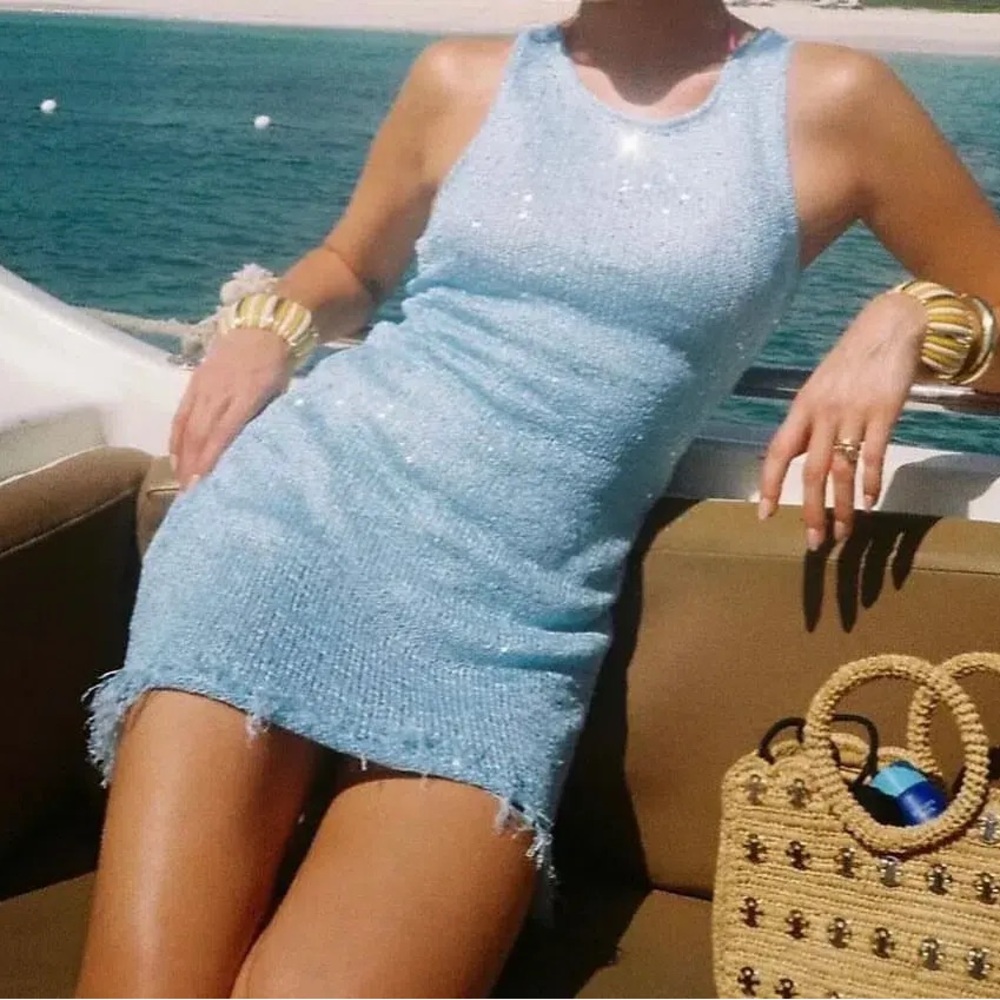 Elegant Blue Sleeveless Dress